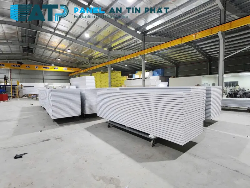 tấm panel EPS làm kho lạnh mini