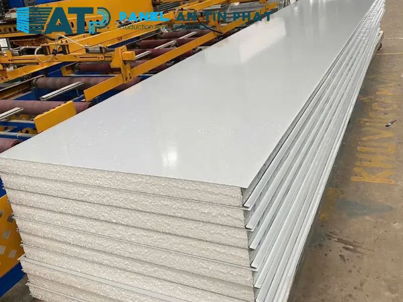 tấm panel EPS chống cháy lan trong xây dựng