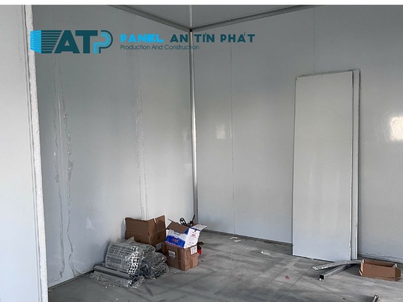 Ứng dụng tấm panel cách nhiệt làm vách ngăn nhà xưởng