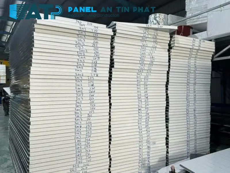 tấm panel EPS làm nhà trọ