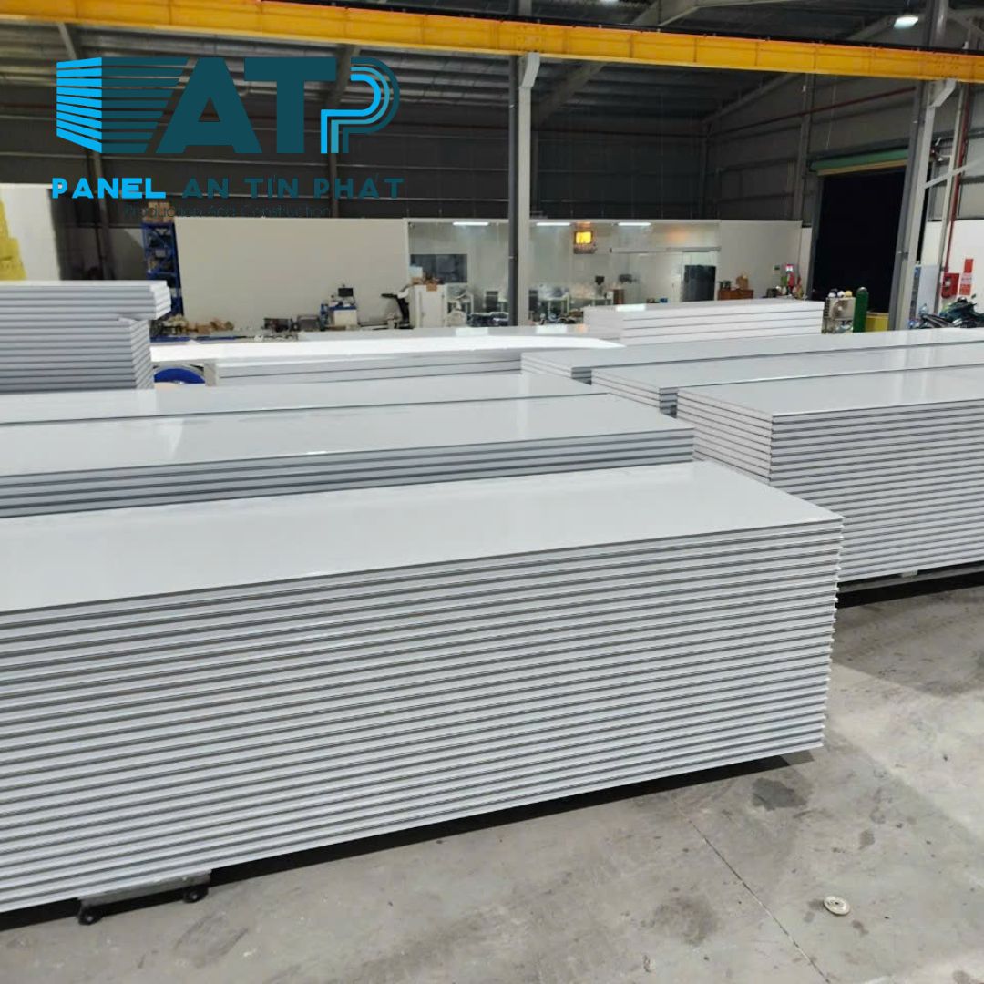 Panel An Tín Phát cung cấp tấm panel theo bản vẽ cho nhà xưởng, kho lạnh, phòng sạch, phòng lab và công trình công nghiệp