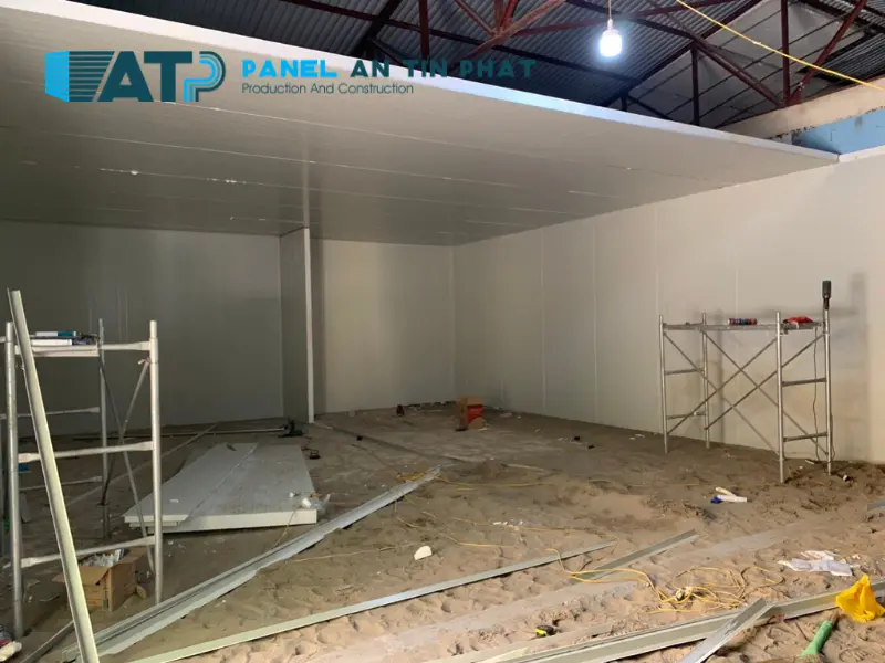 trần panel EPS trong thi công nhà ở