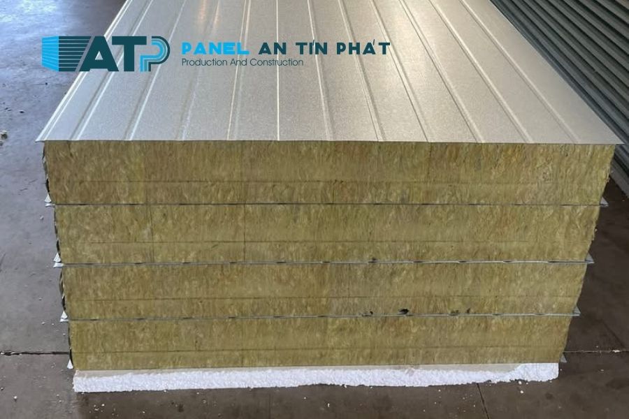Panel Rockwool Có Độc Hại Không? Lưu Ý Khi Thi Công Và Sử Dụng