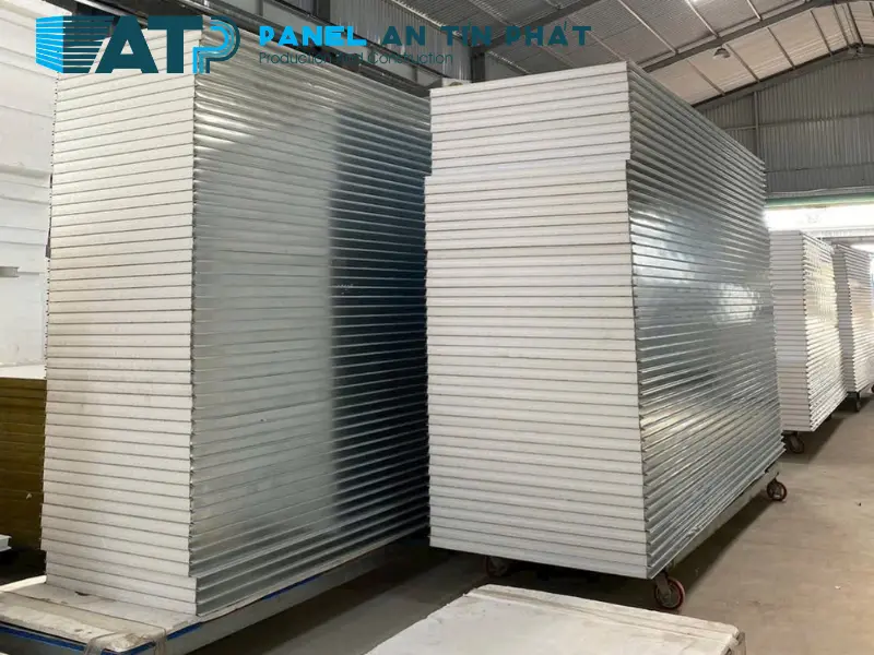 panel EPS làm kho lạnh thủy hải sản