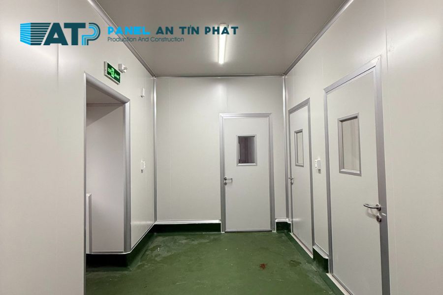 Báo Giá Cửa Panel Phòng Sạch Mới Nhất | Giá Rẻ Tại Xưởng