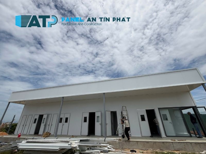 Ứng dụng tấm panel cách nhiệt trong xây dựng phòng sạch