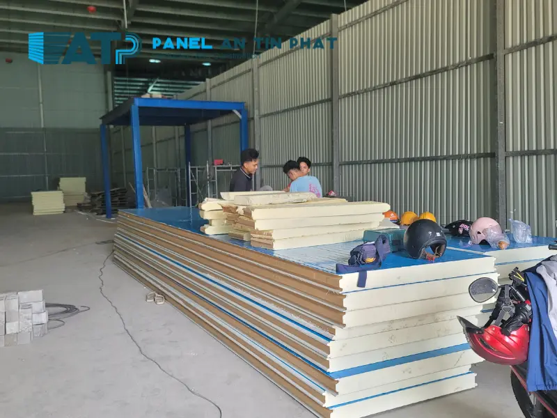 Tấm panel cách nhiệt PIR
