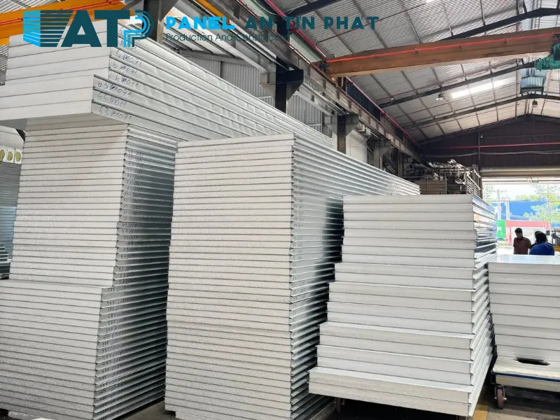 panel EPS làm lán trại công trường panel EPS làm lán trại công trường