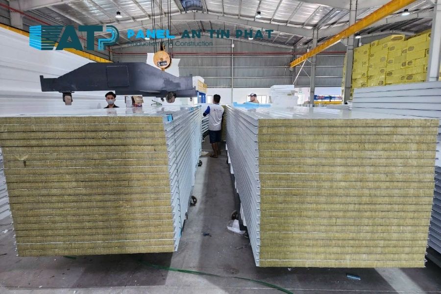 Panel Rockwool 75mm: Khi Nào Nên Chọn? Hướng Dẫn Chọn Đúng
