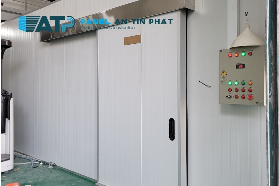 Tấm Panel Rockwool Cho Buồng Sấy Công Nghiệp