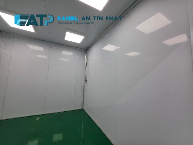 vách panel phòng lab