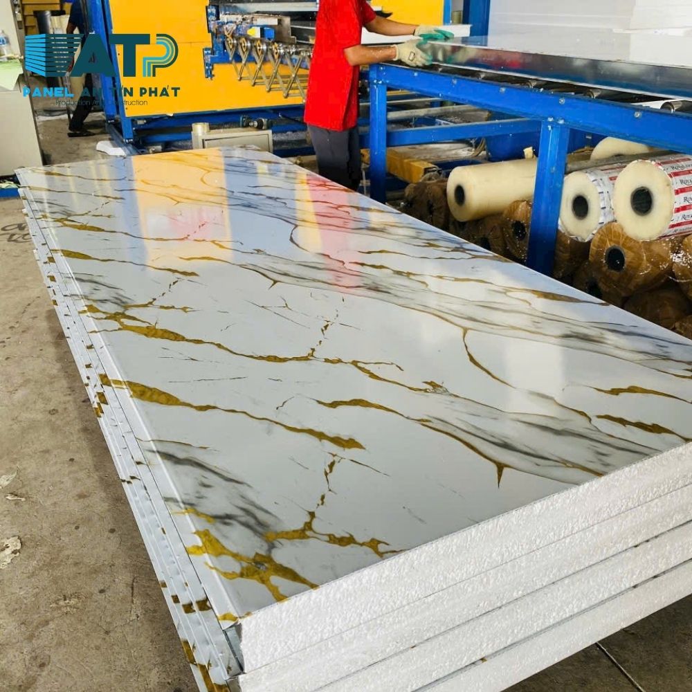 Tấm ốp ngoài vân đá được sản xuất tại nhà máy đại nhất Miền Nam