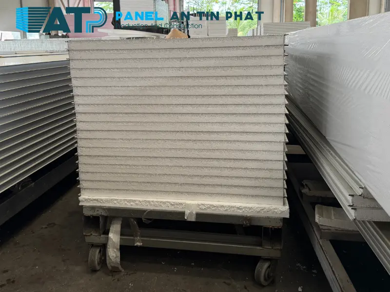 panel EPS phòng sạch thí nghiệm panel EPS phòng sạch thí nghiệm