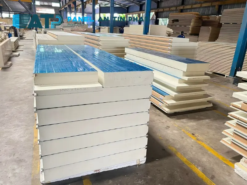 Cấu tạo của tấm panel PIR