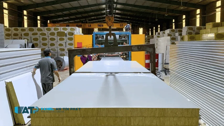 Tấm panel Rockwool chống cháy đạt chuẩn nghiệm thu PCCC năm 2026