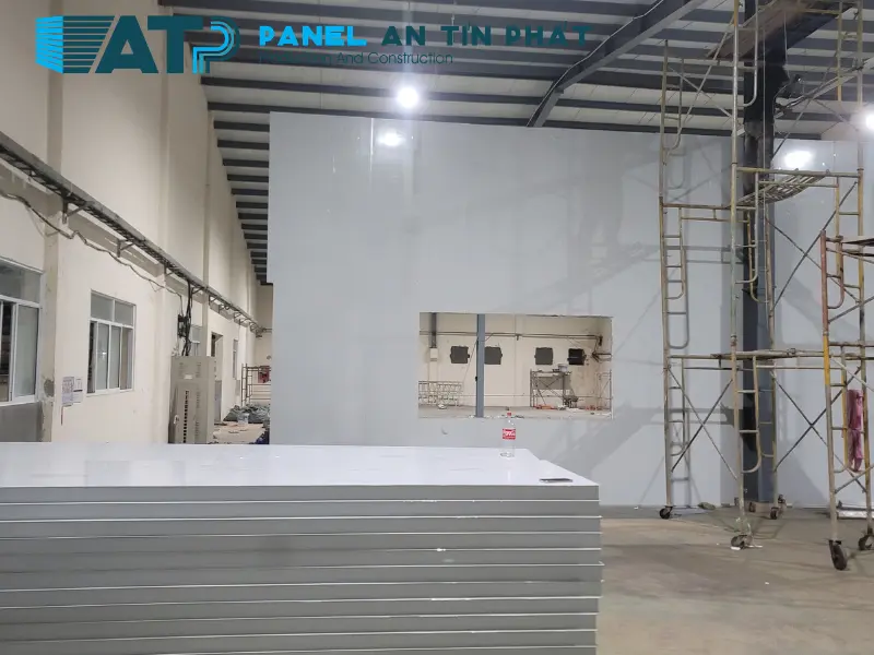 trần panel EPS