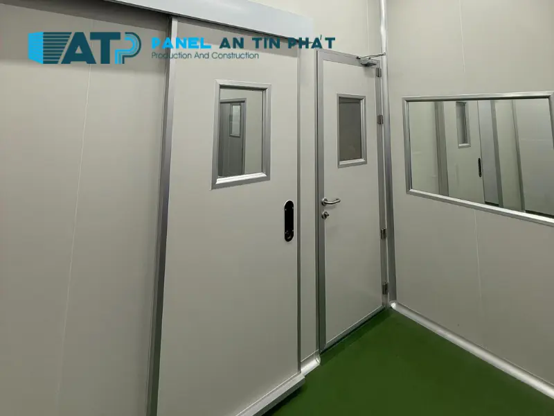 báo giá cửa panel phòng sạch