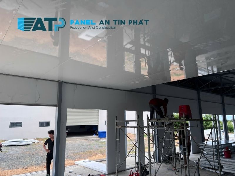 thay tấm trần panel cũ