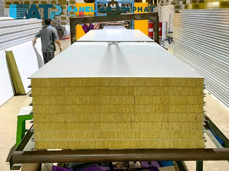 tấm panel cách nhiệt Bình Thạnh