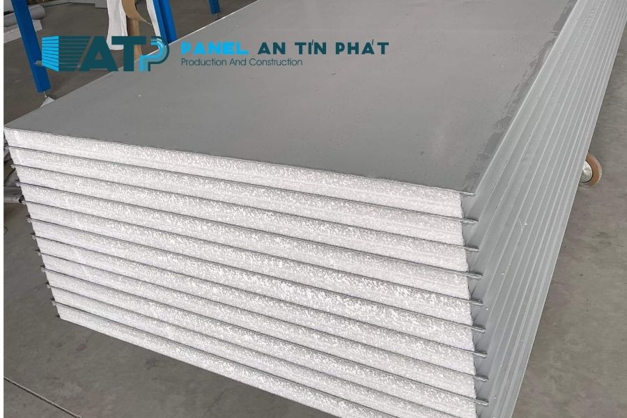 Nhà Phân Phối Tấm Panel Cách Nhiệt Tại Đông Hải Giao Hàng Công Trình