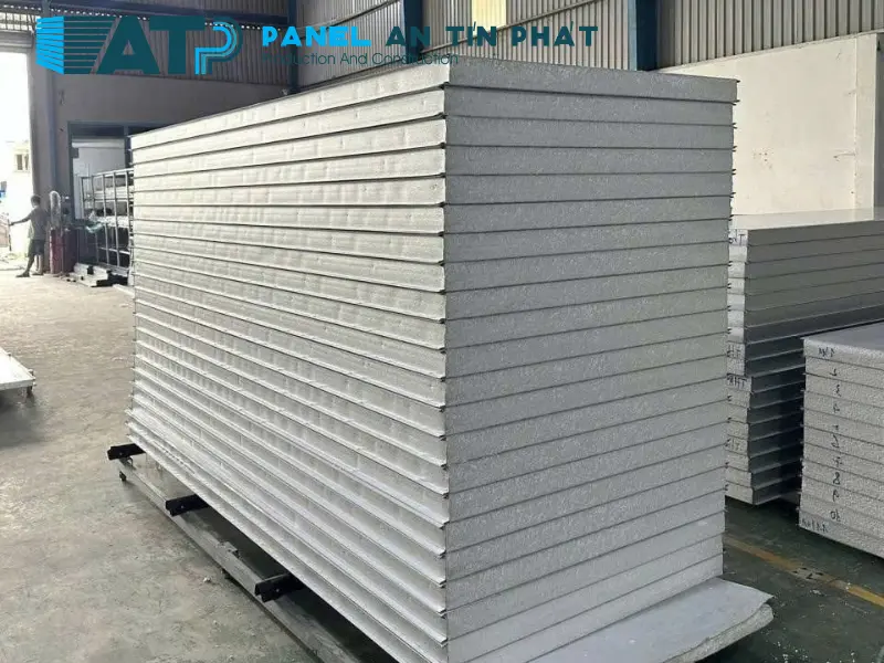 tấm panel EPS làm kho lạnh thủy hải sản