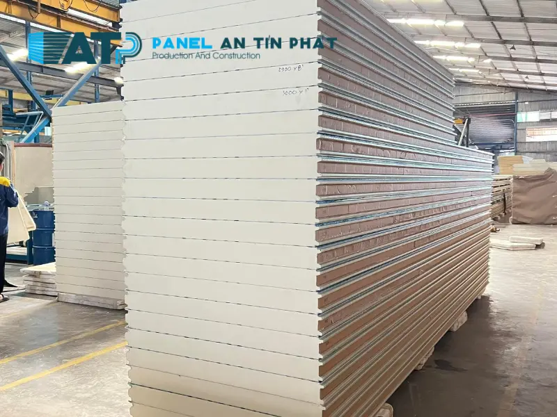 Ứng dụng của tấm panel PIR