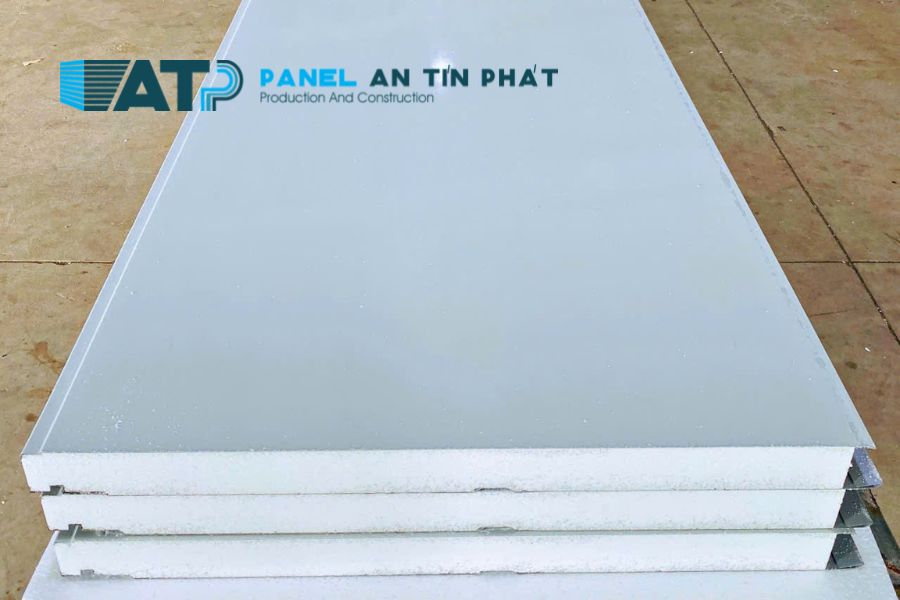 Panel Cách Nhiệt Là Gì? Cấu Tạo, Phân Loại & Ứng Dụng Thực Tế