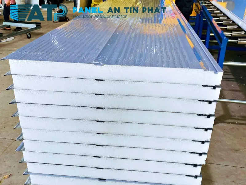 panel EPS vách ngoài