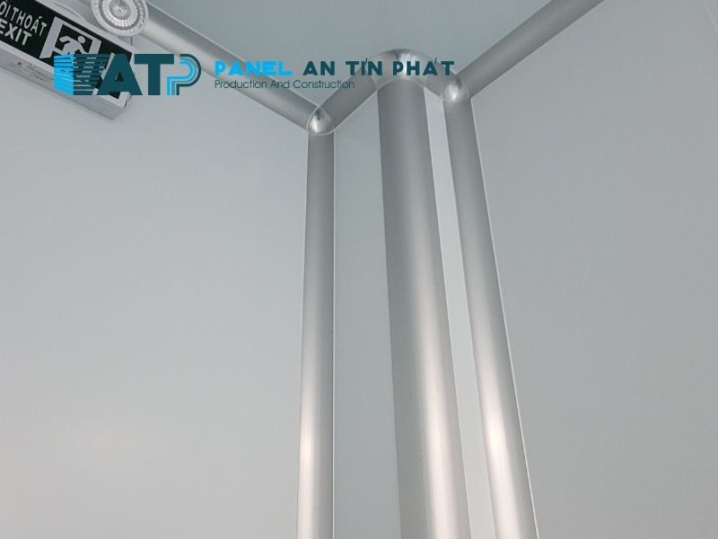 Vách panel Rockwool trong phòng server