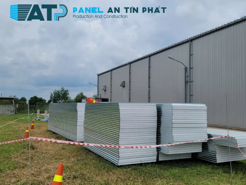 tấm panel EPS nhà tạm công trường tấm panel EPS nhà tạm công trường
