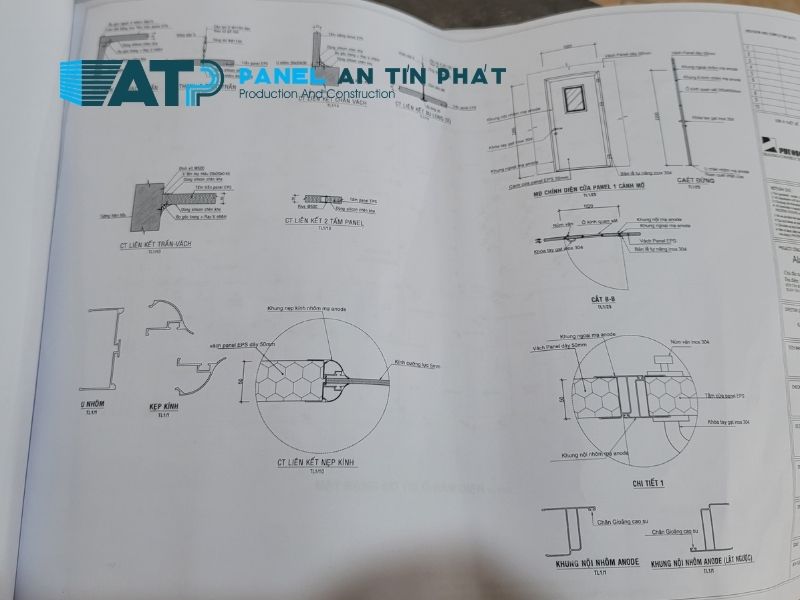 vị trí cửa kính lỗ kỹ thuật panel