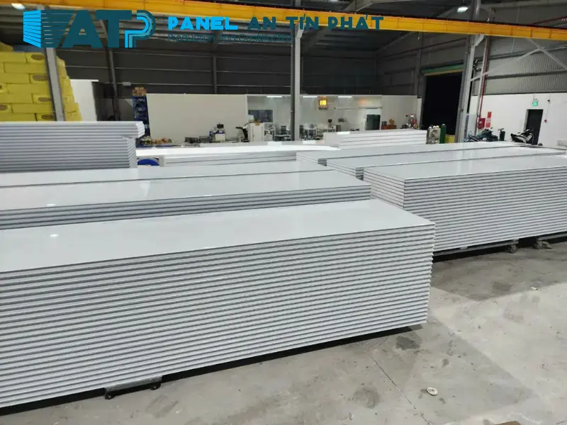 panel EPS làm phòng sạch y tế