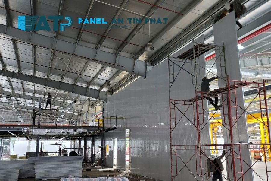 5 Lỗi Khi Chọn Panel Chống Nóng Khiến Nhà Xưởng Vẫn Nóng