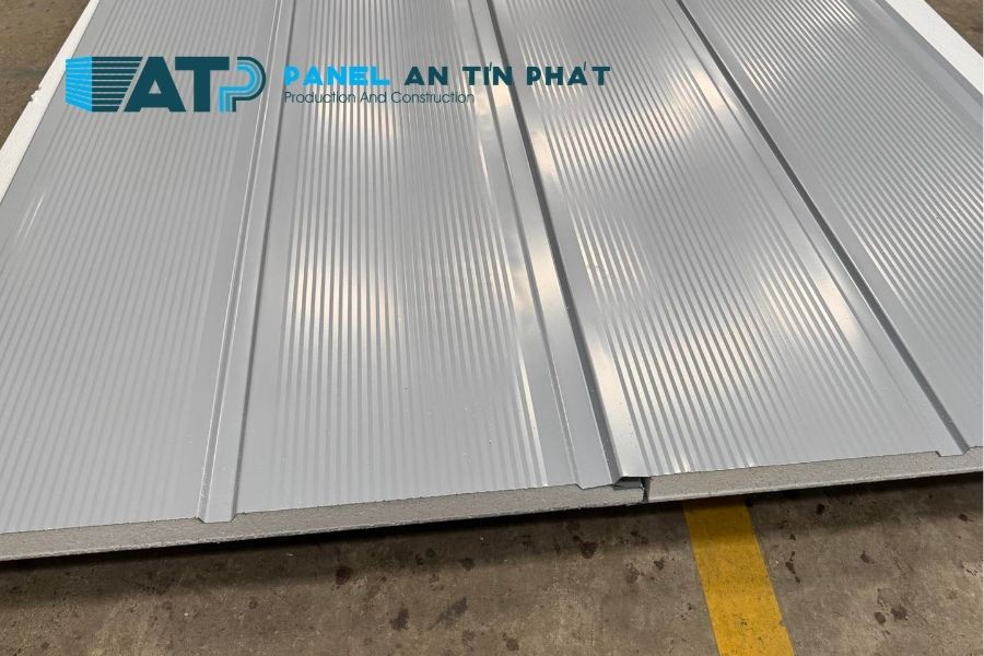 Yếu tố ảnh hưởng đến giá vách panel ngoài trời