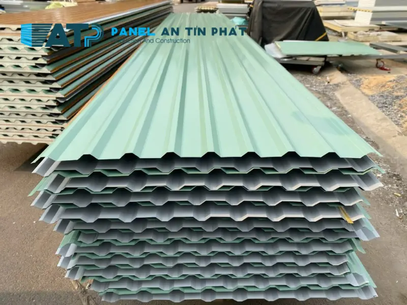 tôn cách nhiệt PU