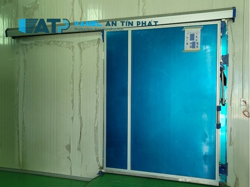 lỗi tính thiếu nẹp U panel PU