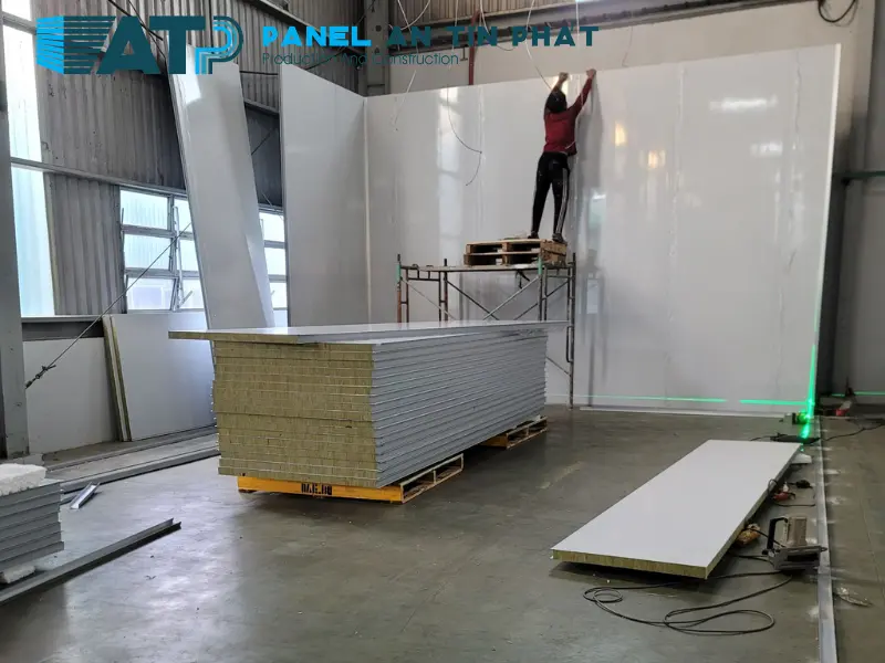 tấm panel cách nhiệt quận 4