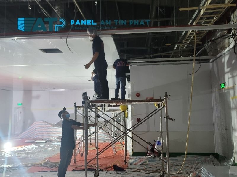 kiểm tra hệ treo trần panel cũ
