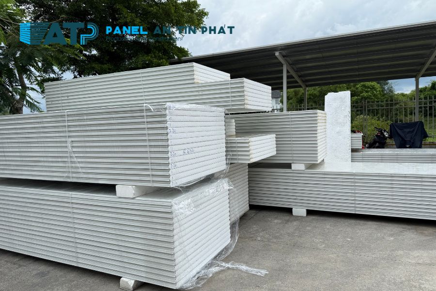 Tấm Panel Cách Nhiệt Quận 2, Hàng Sẵn Kho Đầy Đủ Kích Thước 
