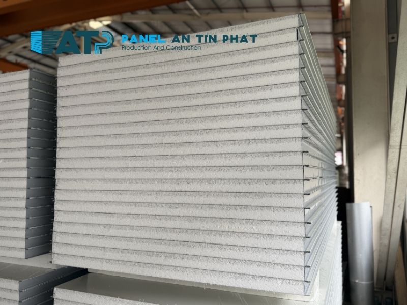 tư vấn khách hàng trước khi mua tấm panel cho nhà xưởng, kho lạnh, phòng sạch và công trình lắp ghép