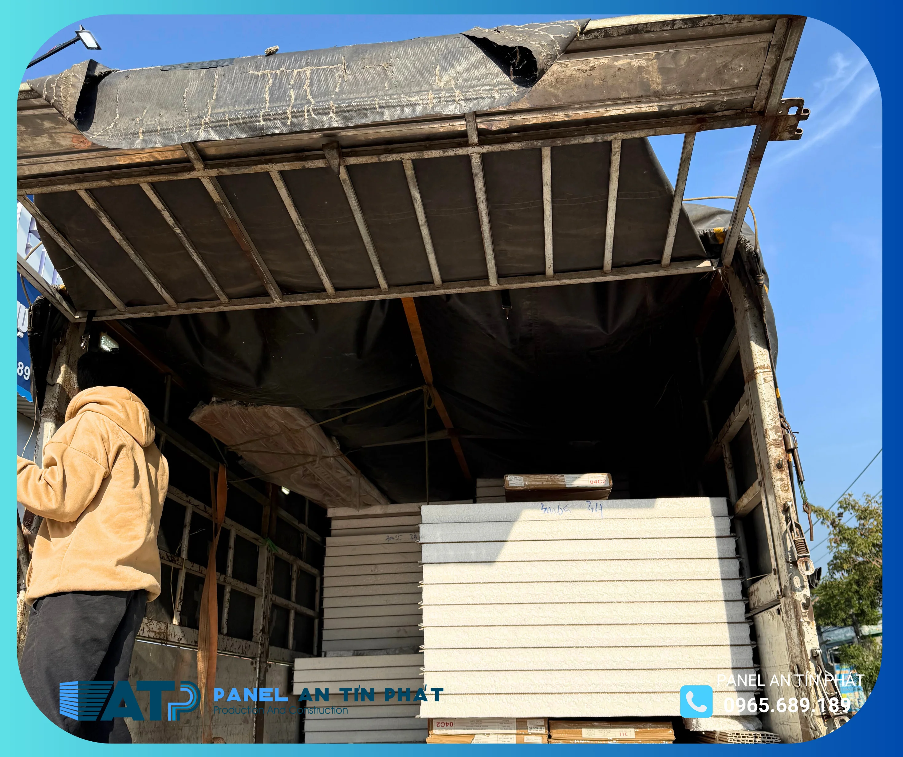 Thi công tấm panel eps cách nhiệt nhà xưởng tại Ninh Thuận.