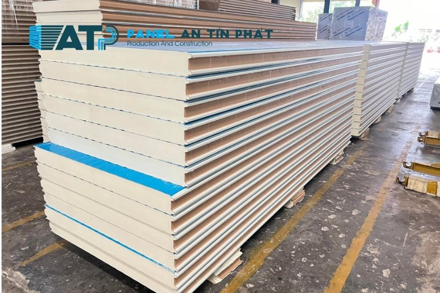 Panel PU Và PIR Khác Nhau Như Thế Nào?