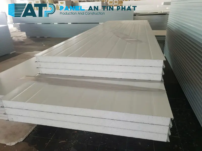 panel EPS làm văn phòng nhà xưởng