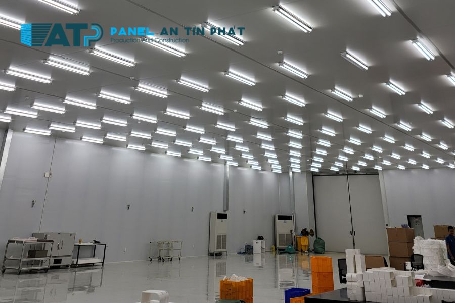 Tấm Panel EPS Làm Nhà Xưởng Dược Phẩm Kháng Khuẩn Chuẩn ISO