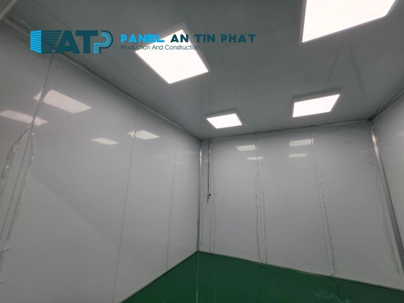 Hệ vách và trần panel phòng lab