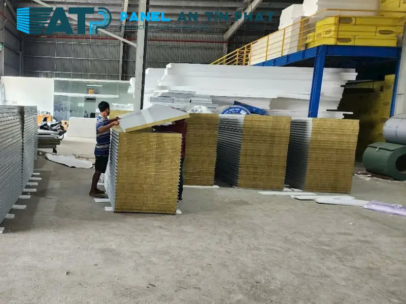 nhà phân phối tấm panel cách nhiệt quận 12