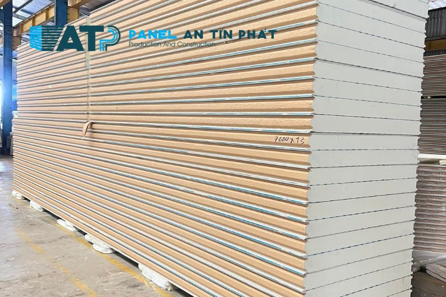 Mua Panel PU Số Lượng Ít Vì Sao Dễ Bị Đội Chi Phí?