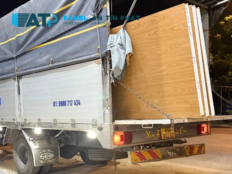 cung cấp tấm panel EPS vân gỗ hàng đầu